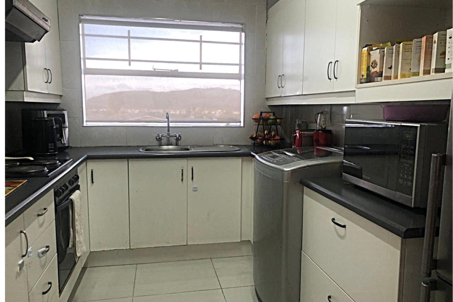 To Let 2 Bedroom Property for Rent in Knysna Central Western Cape